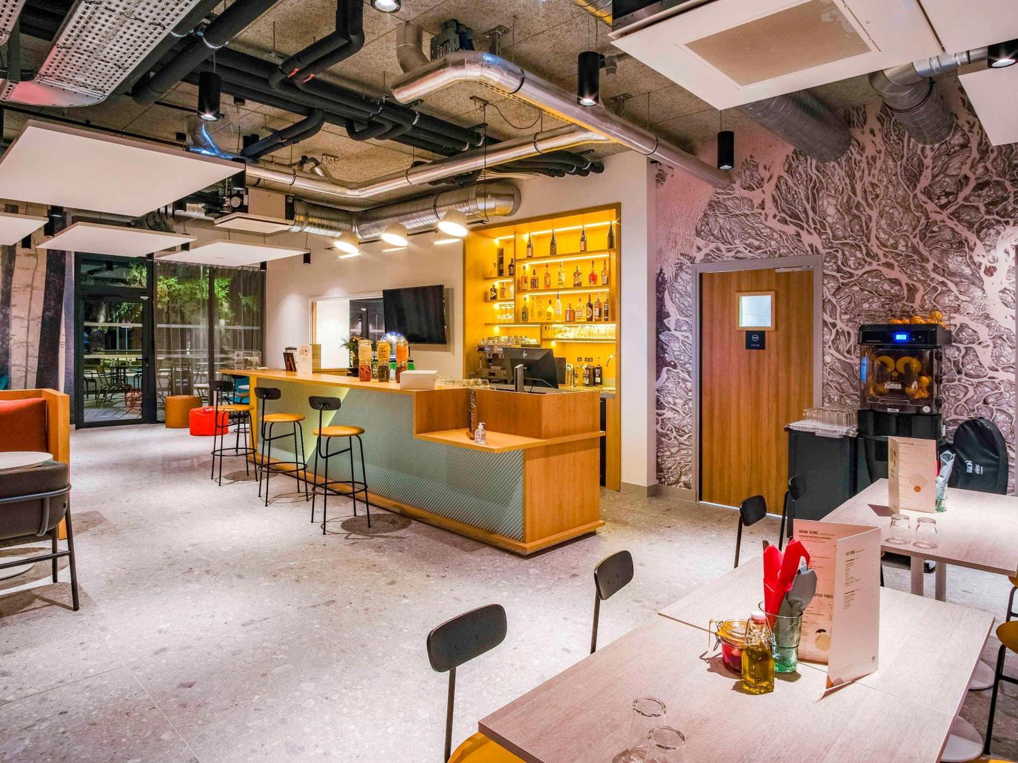 Ibis Styles Альбервиль Экстерьер фото