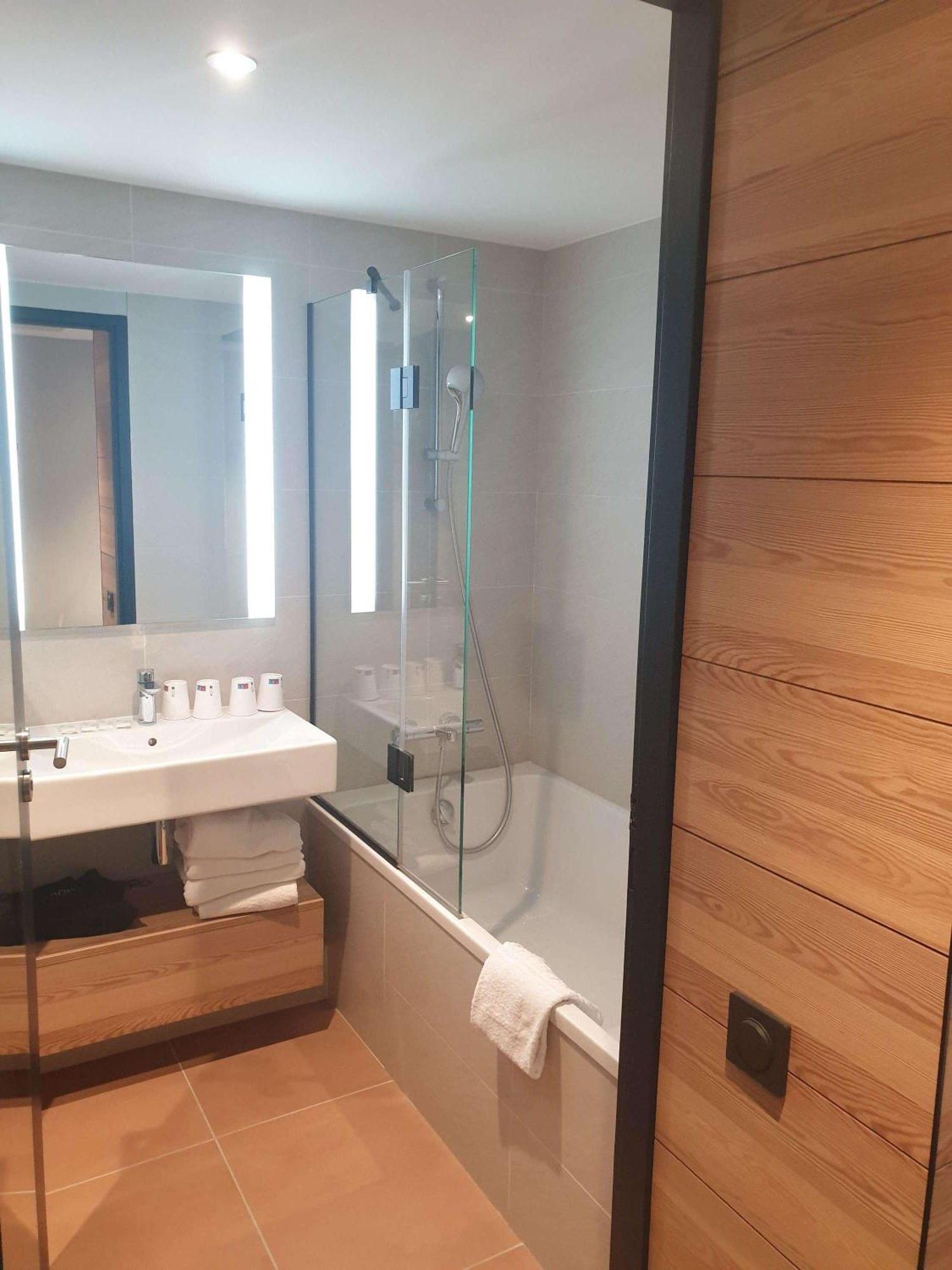 Ibis Styles Альбервиль Экстерьер фото